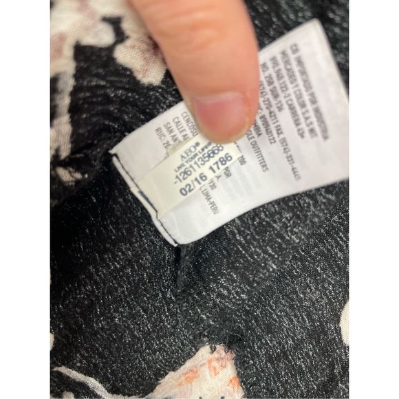 American Eagle Outfitters Hi Lo Floral Wrap Maxi Skirt Sz XS - Picture 10 of 10